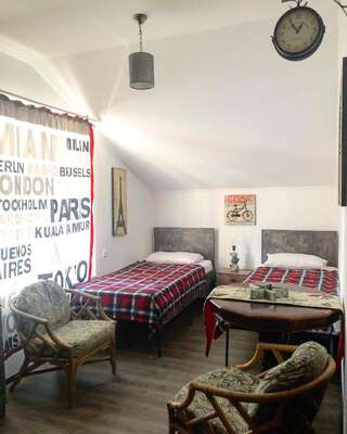 Проживание в семье Ethno Garikula Pashiani Стандартный двухместный номер с 2 отдельными кроватями и общей ванной комнатой-1